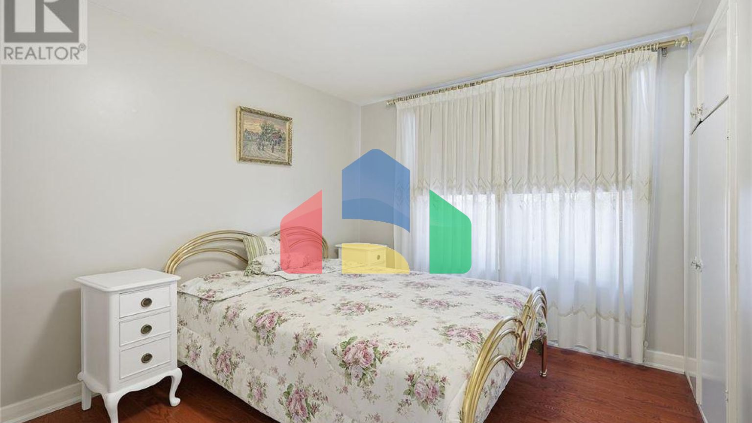 Residential - Single Family Home - Toronto, Canada - Canada