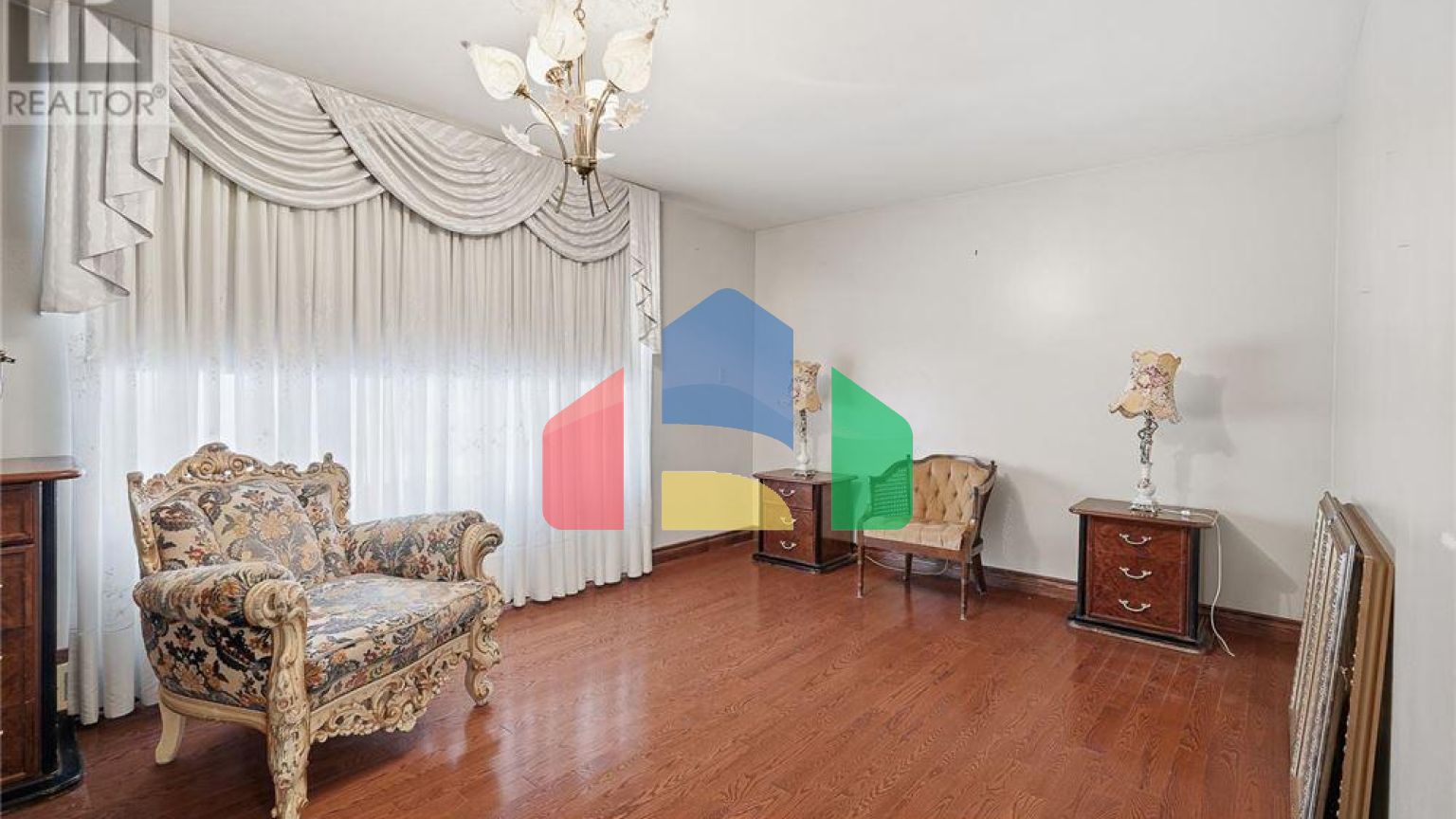 Residential - Single Family Home - Toronto, Canada - Canada