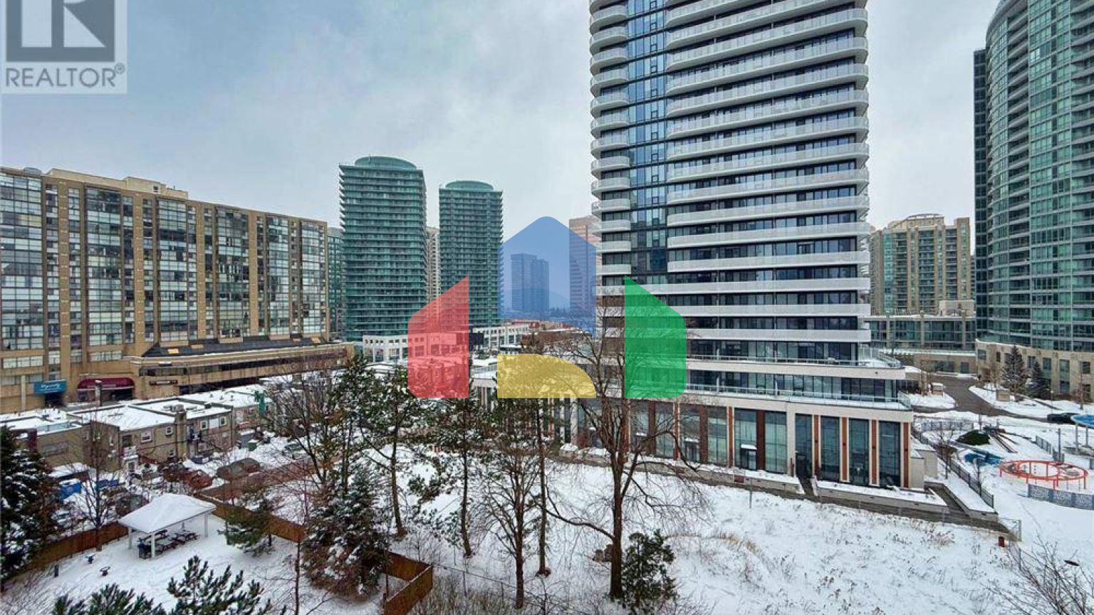 Residential - Single Family Home - Toronto, Canada - Canada