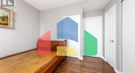 Residential - Single Family Home - Toronto, Canada - Canada