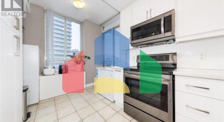 Residential - Single Family Home - Toronto, Canada - Canada