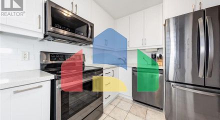 Residential - Single Family Home - Toronto, Canada - Canada