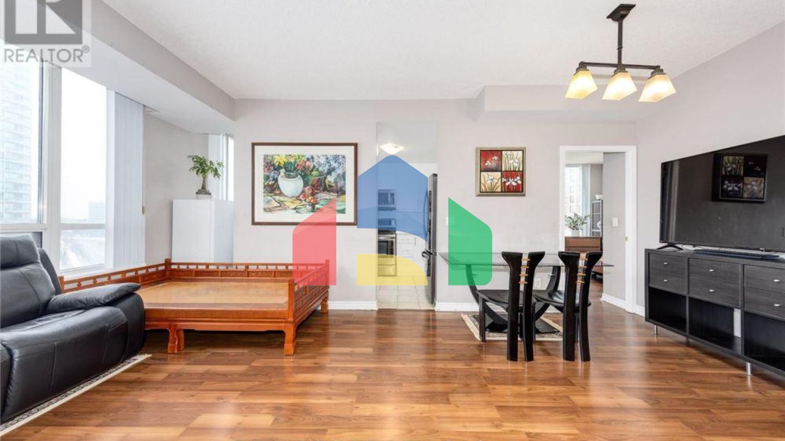 Residential - Single Family Home - Toronto, Canada - Canada