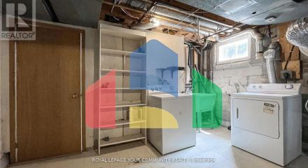 Residential - Single Family Home - Toronto, Canada - Canada