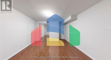 Residential - Single Family Home - Toronto, Canada - Canada