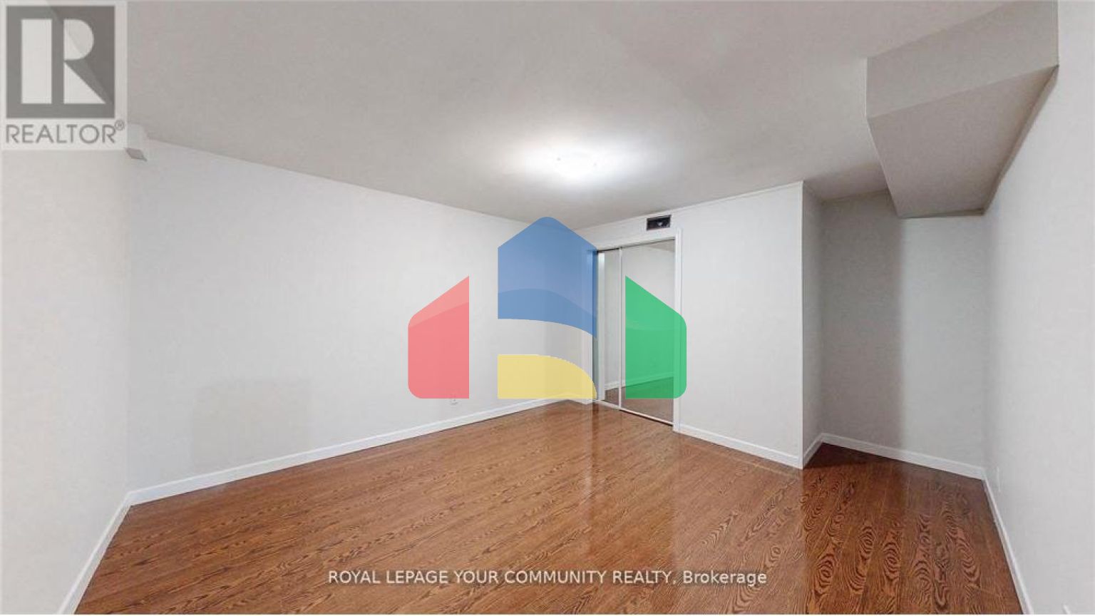 Residential - Single Family Home - Toronto, Canada - Canada