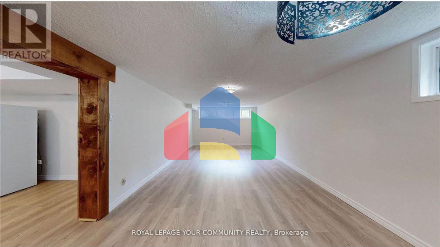 Residential - Single Family Home - Toronto, Canada - Canada