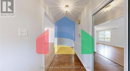 Residential - Single Family Home - Toronto, Canada - Canada