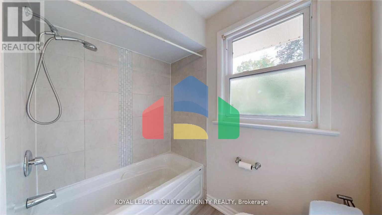 Residential - Single Family Home - Toronto, Canada - Canada