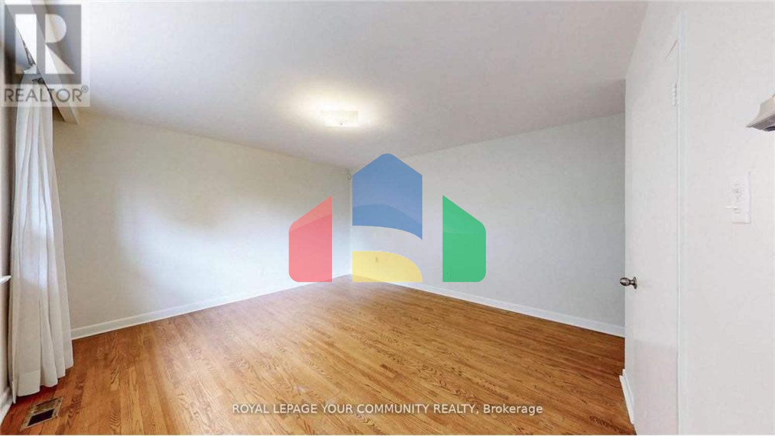 Residential - Single Family Home - Toronto, Canada - Canada