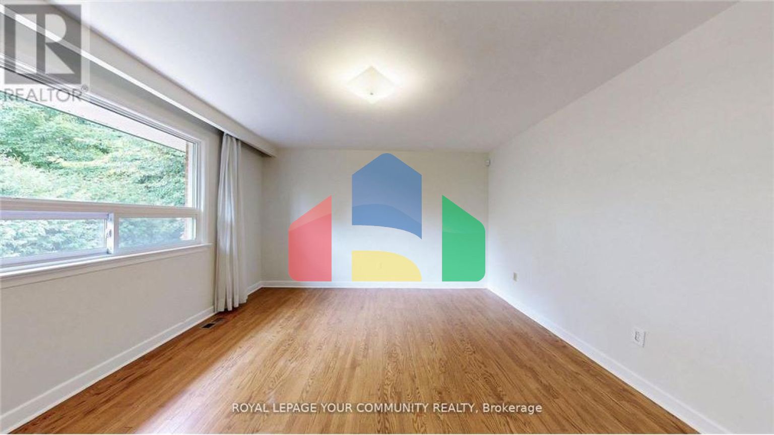 Residential - Single Family Home - Toronto, Canada - Canada