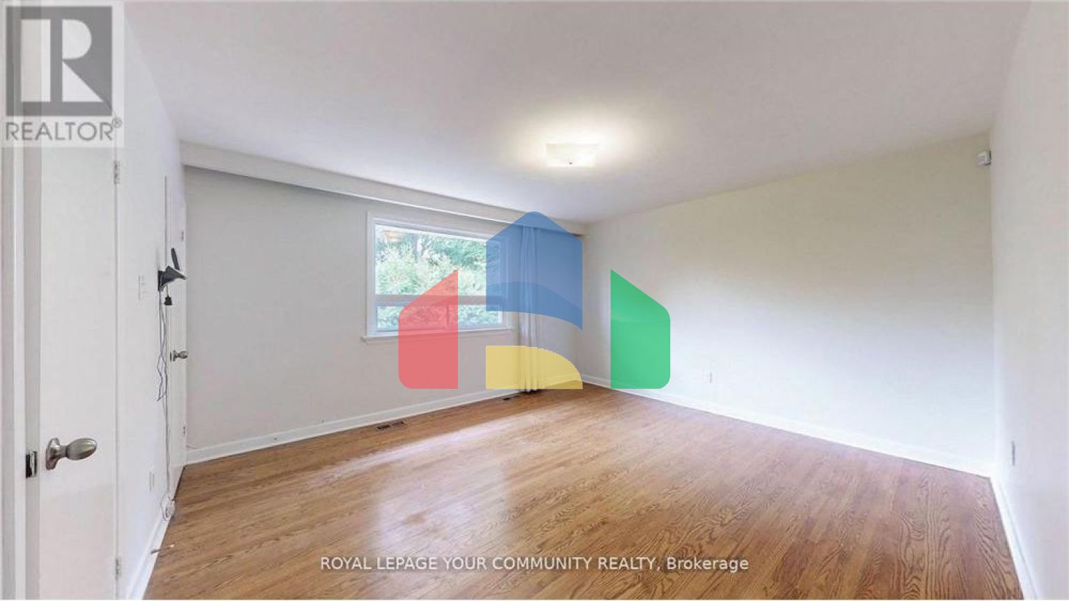 Residential - Single Family Home - Toronto, Canada - Canada