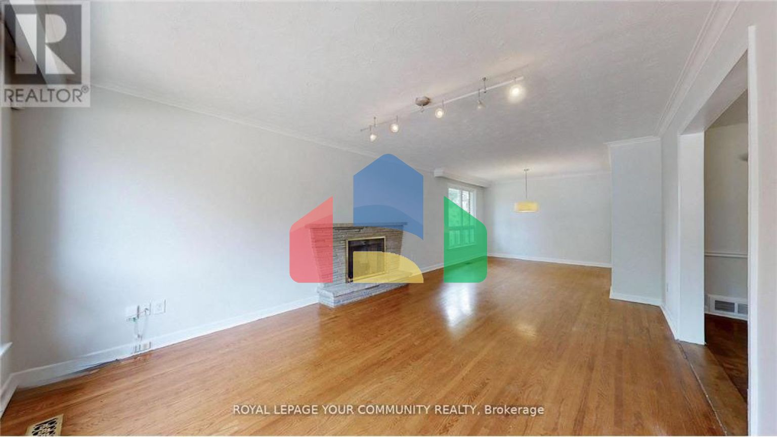 Residential - Single Family Home - Toronto, Canada - Canada