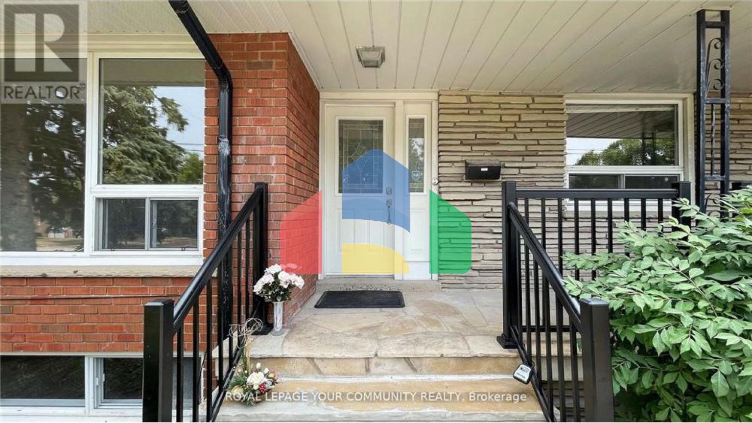 Residential - Single Family Home - Toronto, Canada - Canada