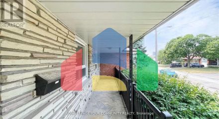 Residential - Single Family Home - Toronto, Canada - Canada