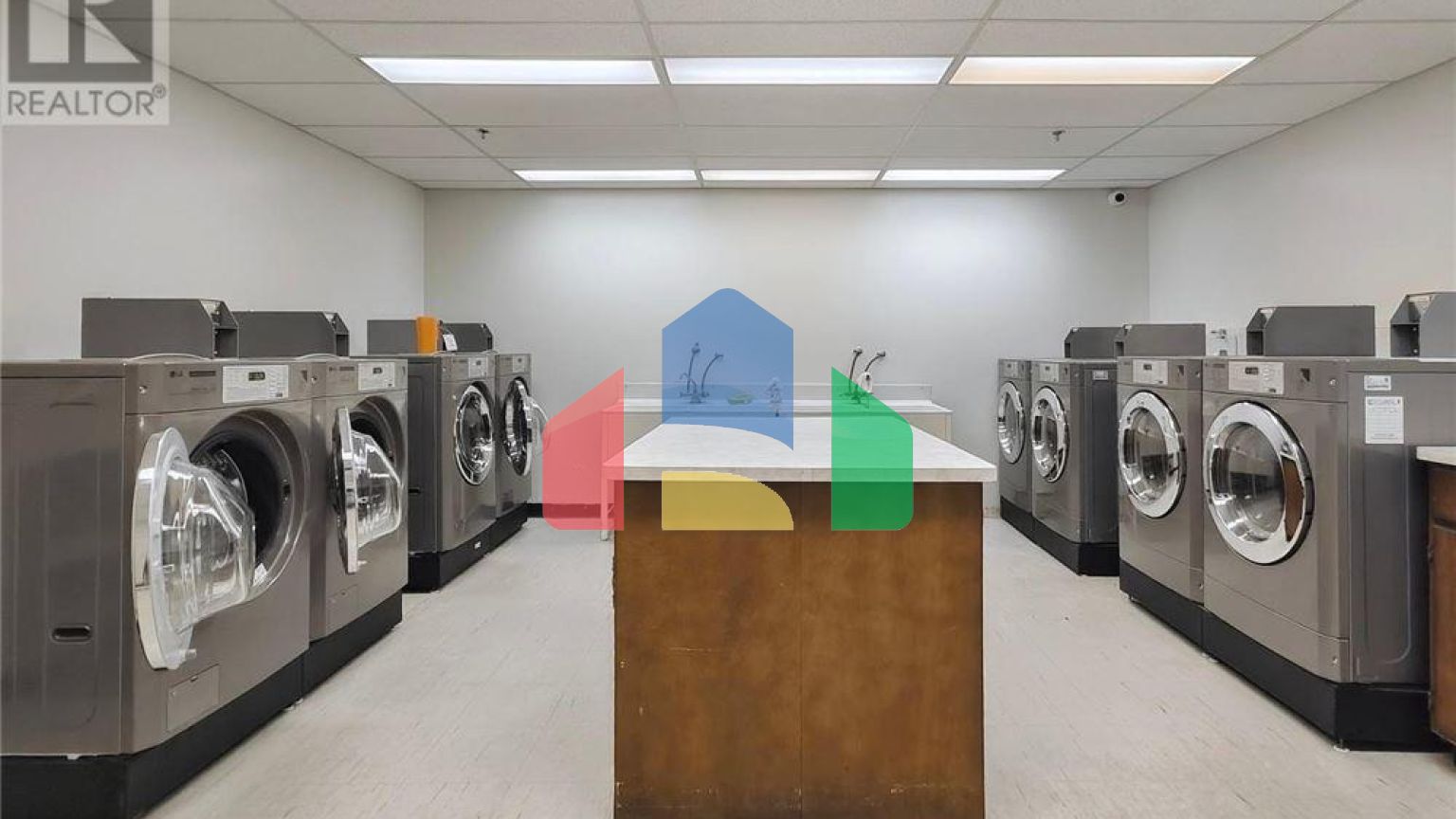 Residential - Condo/Apartment - Toronto, Canada - Canada