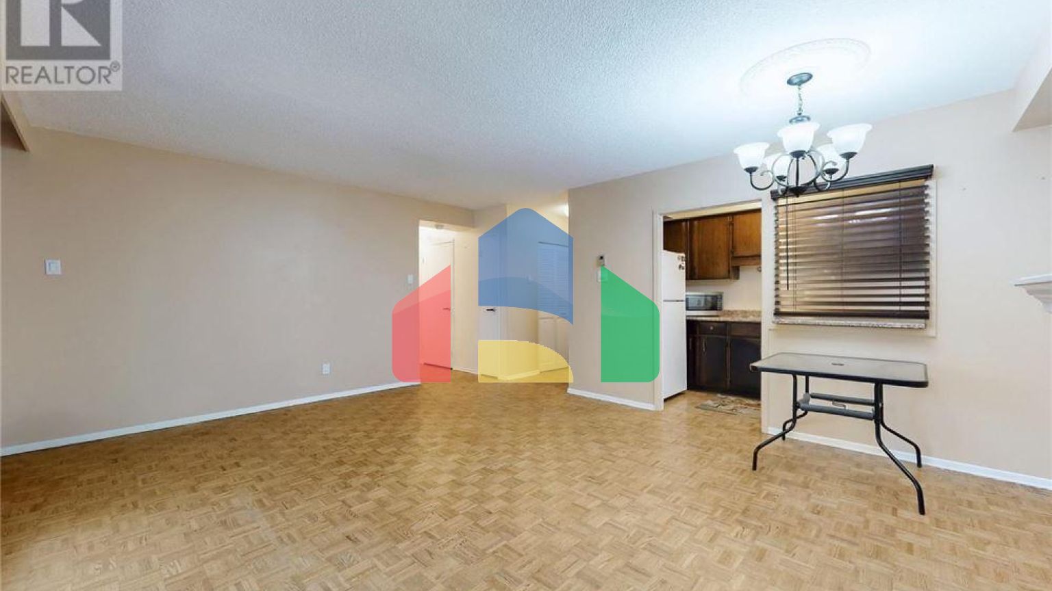 Residential - Condo/Apartment - Toronto, Canada - Canada