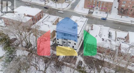 Residential - Single Family Home - Toronto, Canada - Canada