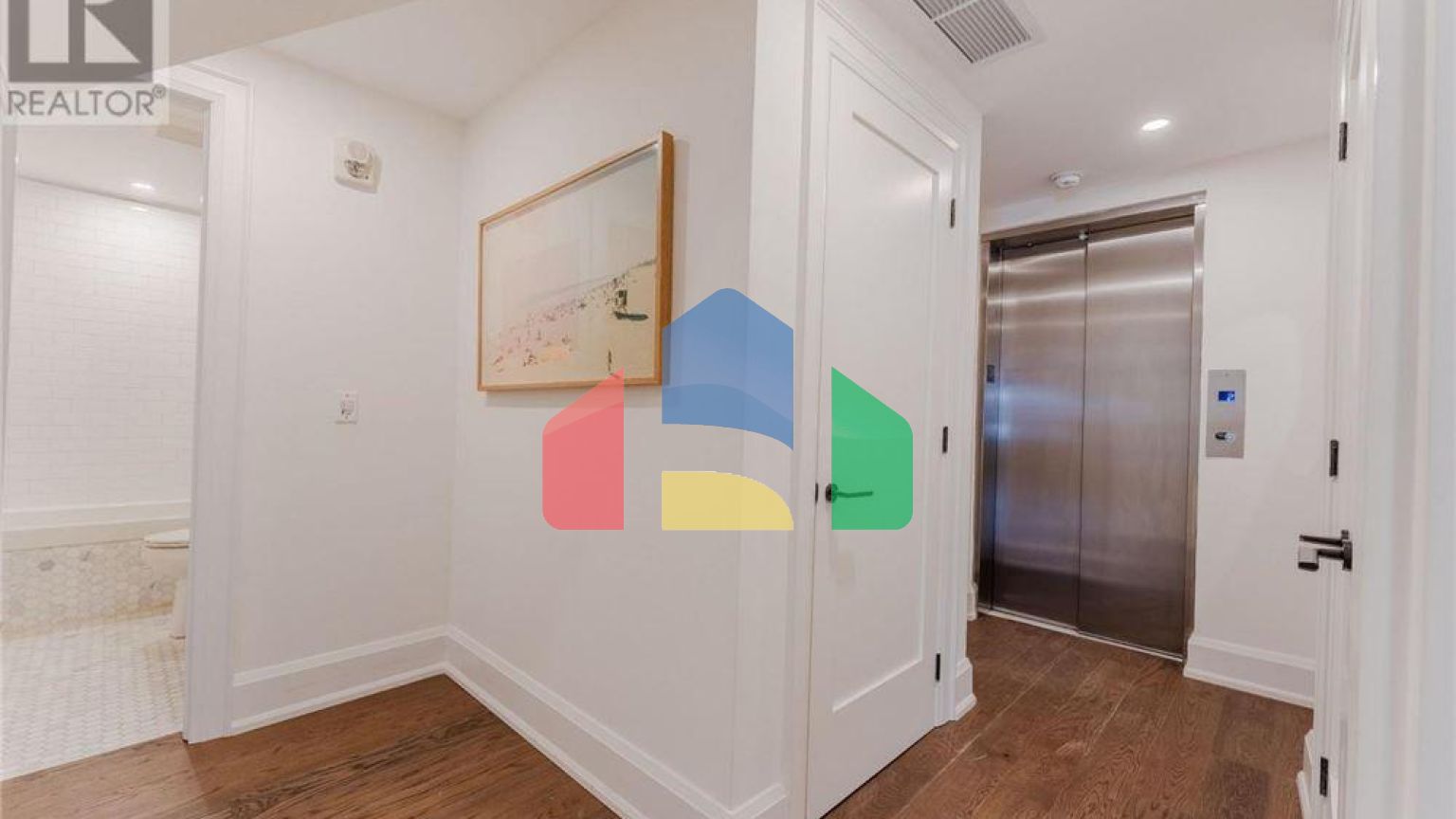 Residential - Single Family Home - Toronto, Canada - Canada