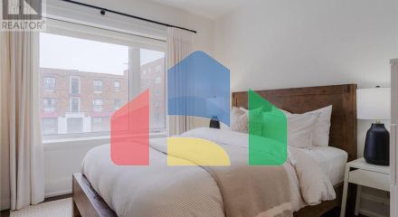 Residential - Single Family Home - Toronto, Canada - Canada