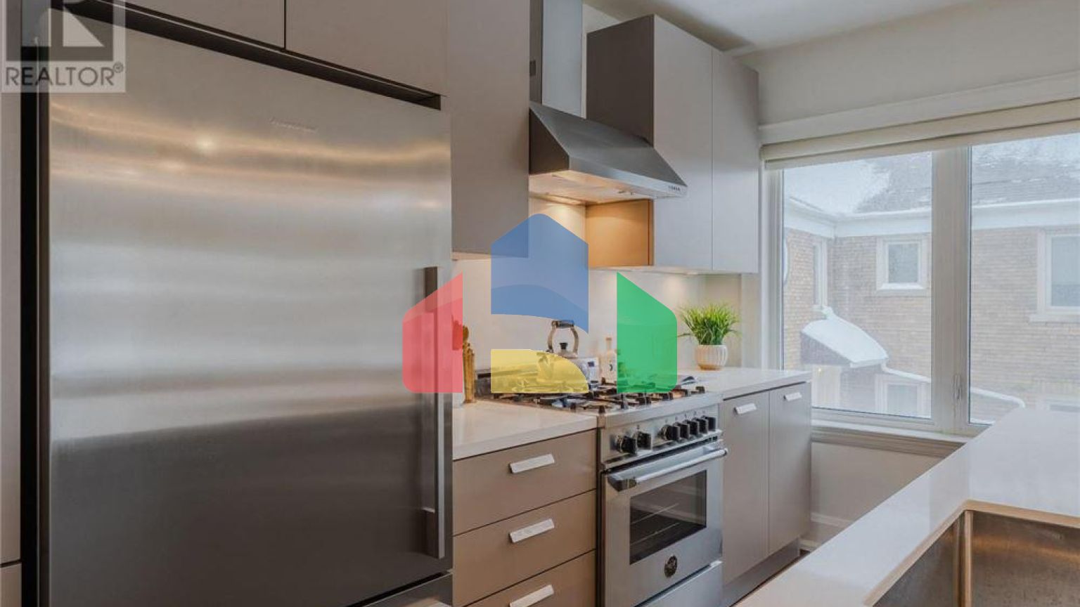 Residential - Single Family Home - Toronto, Canada - Canada