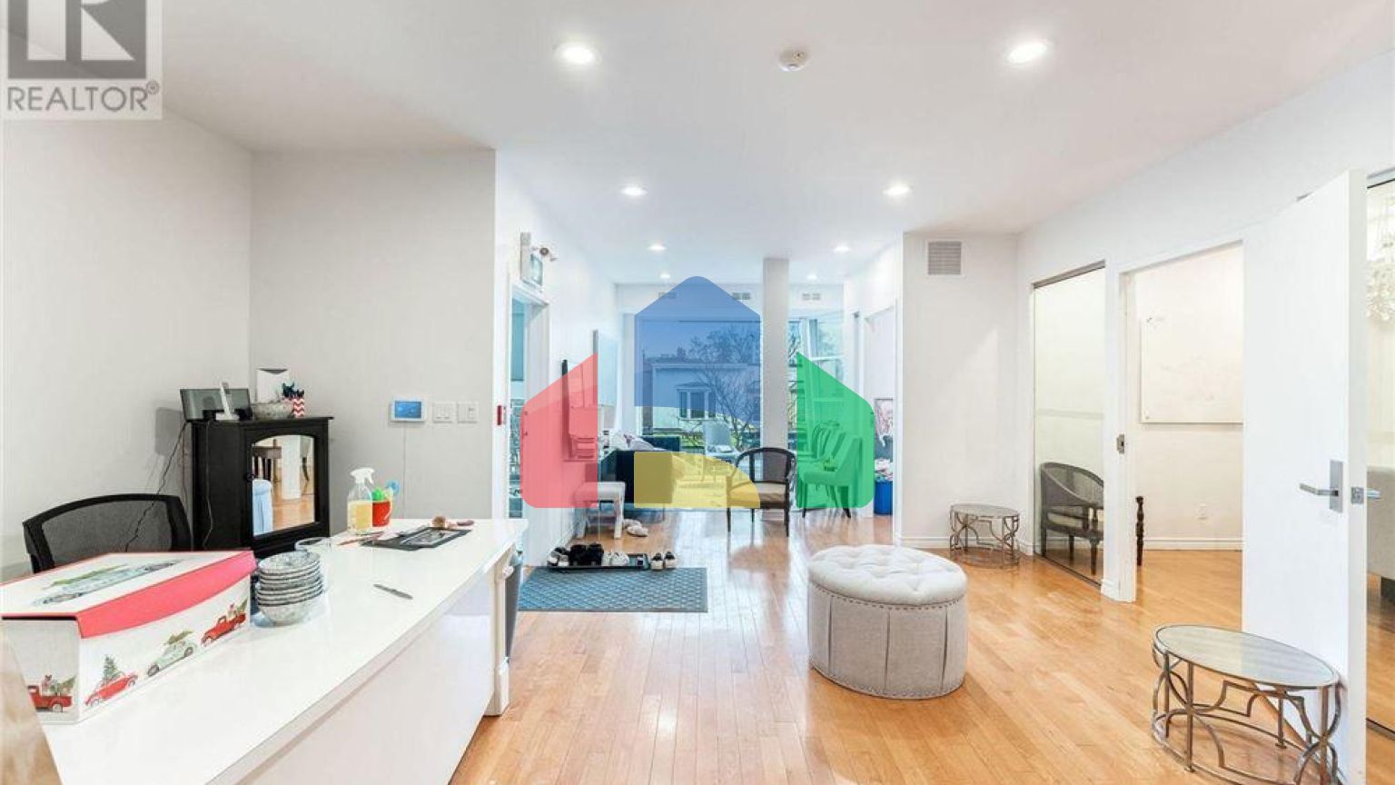 Commercial - Commercial/Retail - Toronto, Canada - Canada