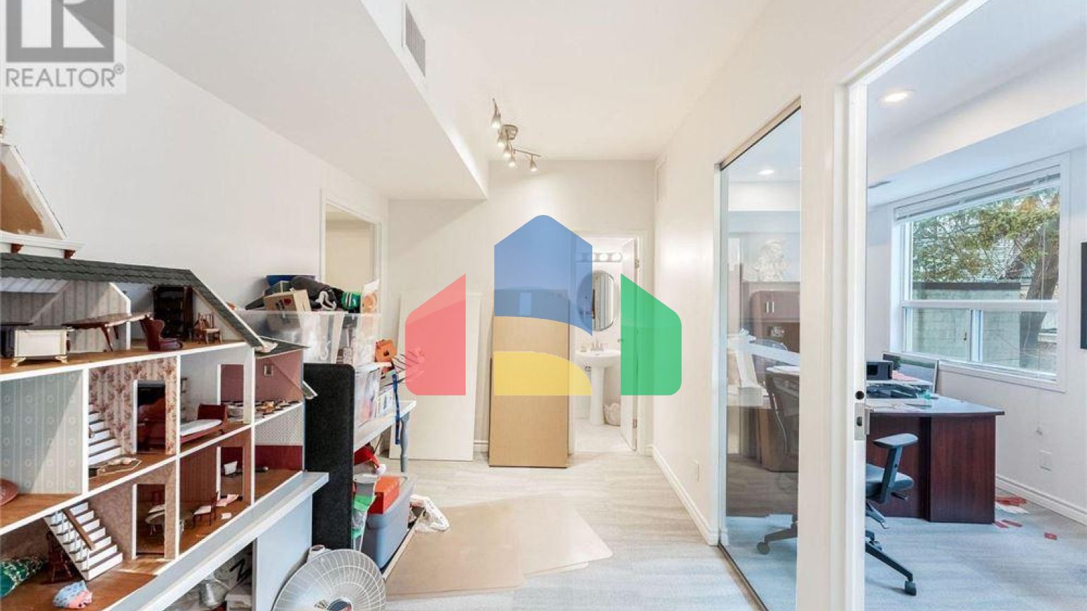 Commercial - Commercial/Retail - Toronto, Canada - Canada