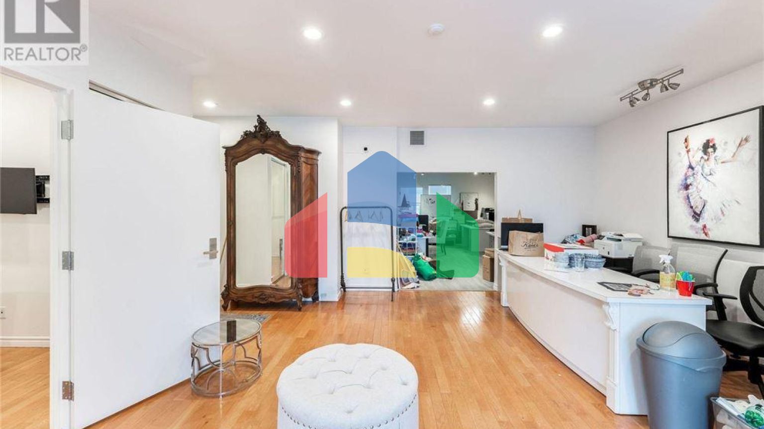 Commercial - Commercial/Retail - Toronto, Canada - Canada