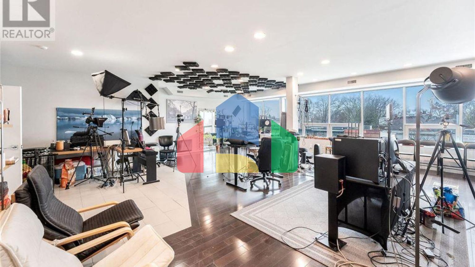 Commercial - Commercial/Retail - Toronto, Canada - Canada