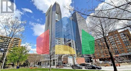 Residential - Single Family Home - Toronto, Canada - Canada