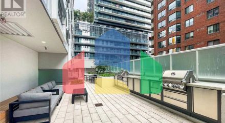 Residential - Single Family Home - Toronto, Canada - Canada