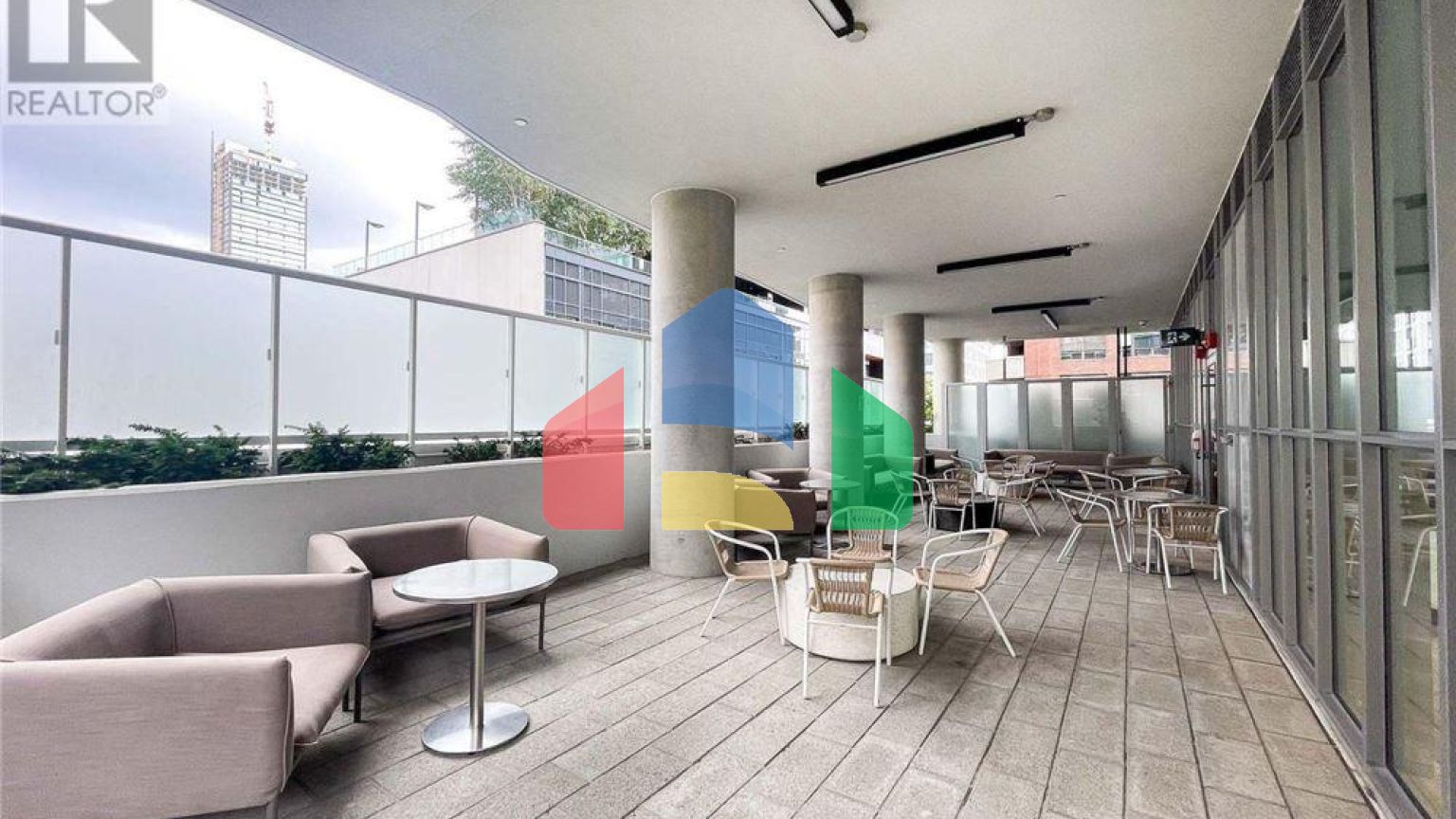 Residential - Single Family Home - Toronto, Canada - Canada