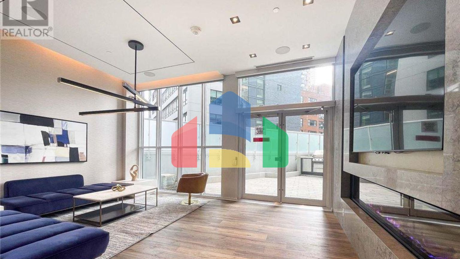 Residential - Single Family Home - Toronto, Canada - Canada