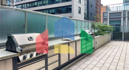 Residential - Single Family Home - Toronto, Canada - Canada