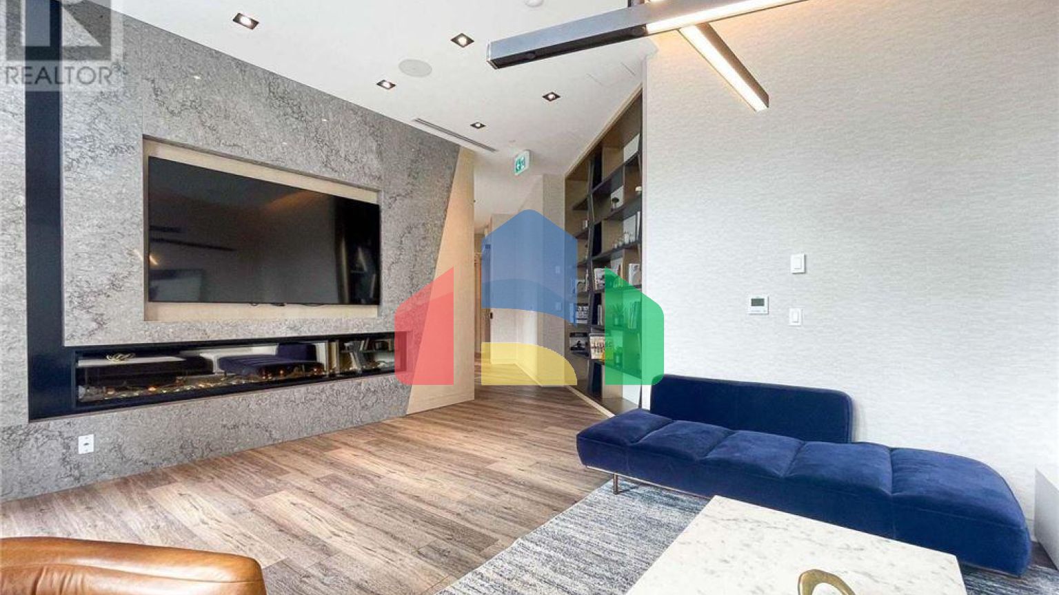 Residential - Single Family Home - Toronto, Canada - Canada