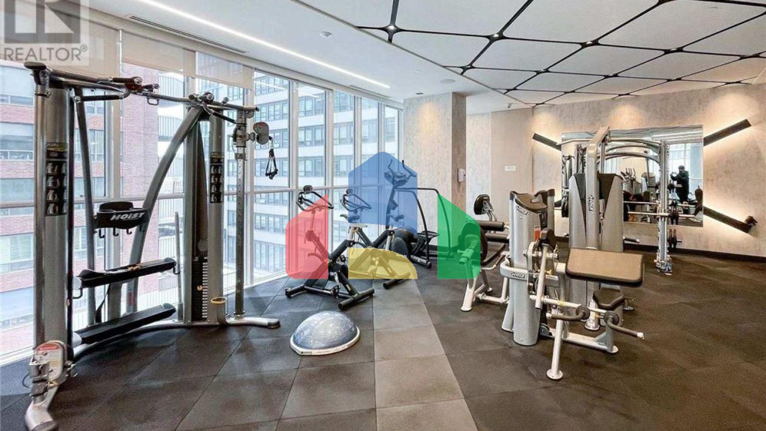 Residential - Single Family Home - Toronto, Canada - Canada