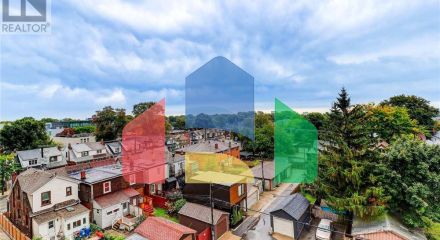 Residential - Single Family Home - Toronto, Canada - Canada