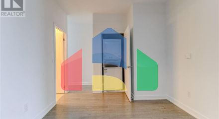 Residential - Single Family Home - Toronto, Canada - Canada