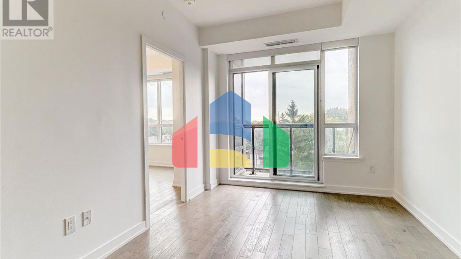 Residential - Single Family Home - Toronto, Canada - Canada