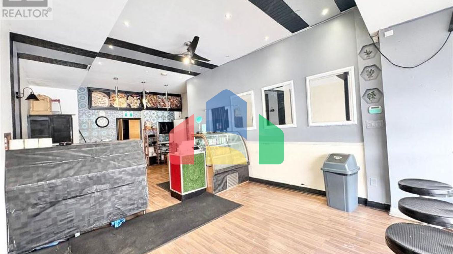 Commercial - Commercial/Retail - Toronto, Canada - Canada