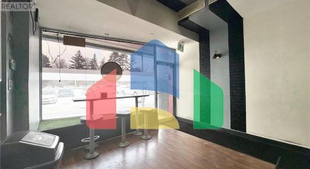 Commercial - Commercial/Retail - Toronto, Canada - Canada