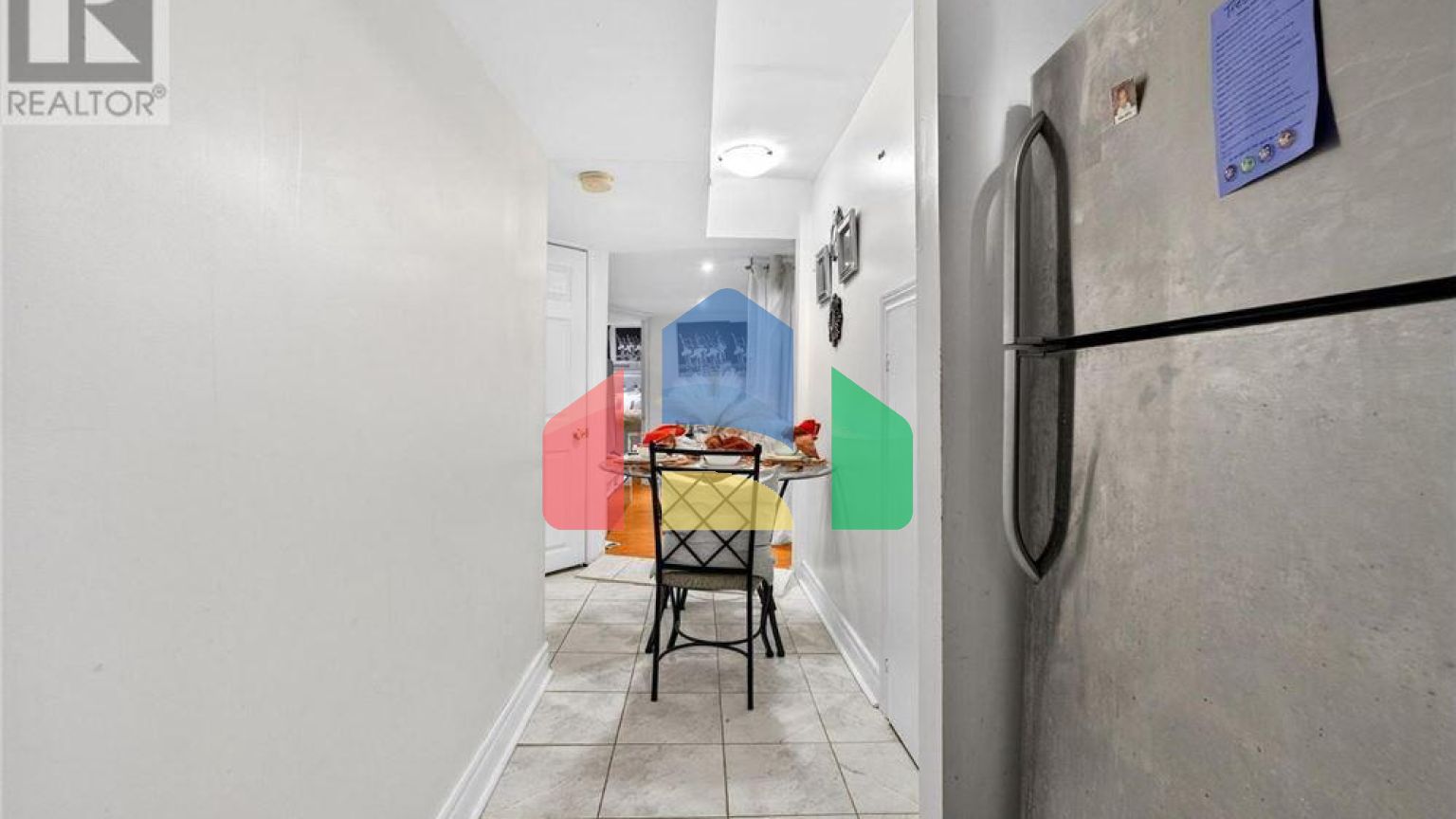 Residential - Single Family Home - Toronto, Canada - Canada