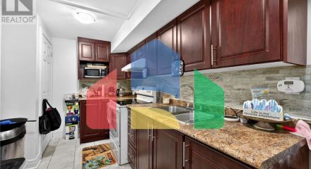 Residential - Single Family Home - Toronto, Canada - Canada