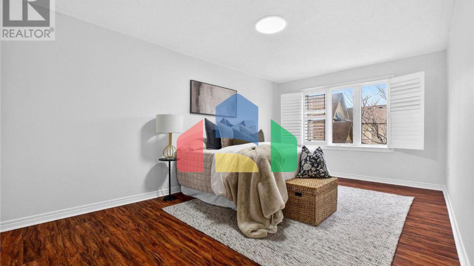 Residential - Single Family Home - Toronto, Canada - Canada