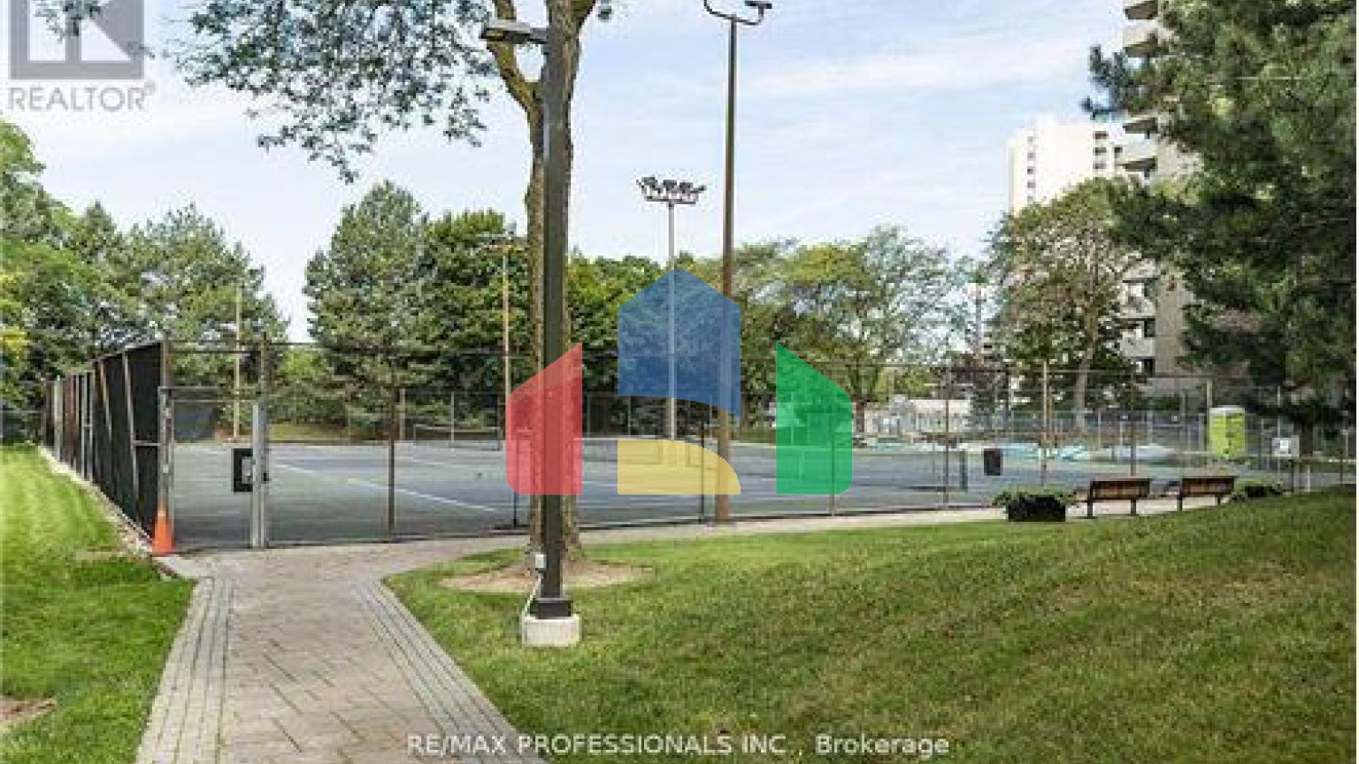 Residential - Condo/Apartment - Toronto, Canada - Canada