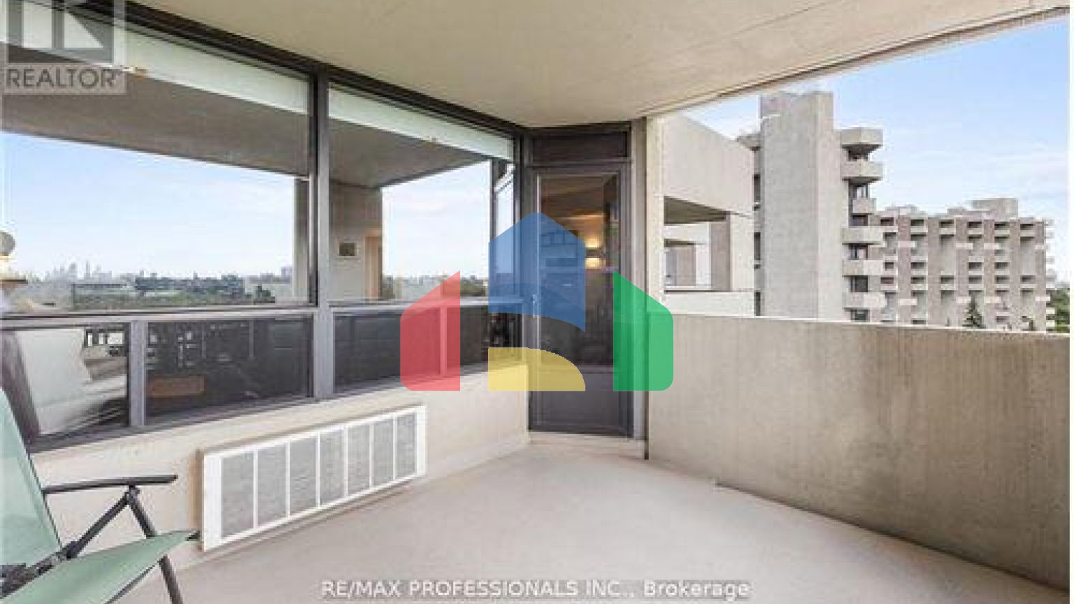 Residential - Condo/Apartment - Toronto, Canada - Canada