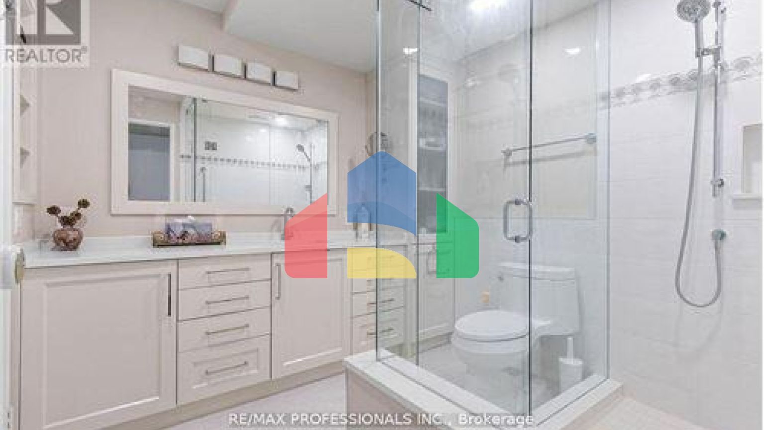 Residential - Condo/Apartment - Toronto, Canada - Canada