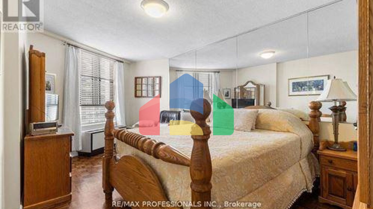 Residential - Condo/Apartment - Toronto, Canada - Canada