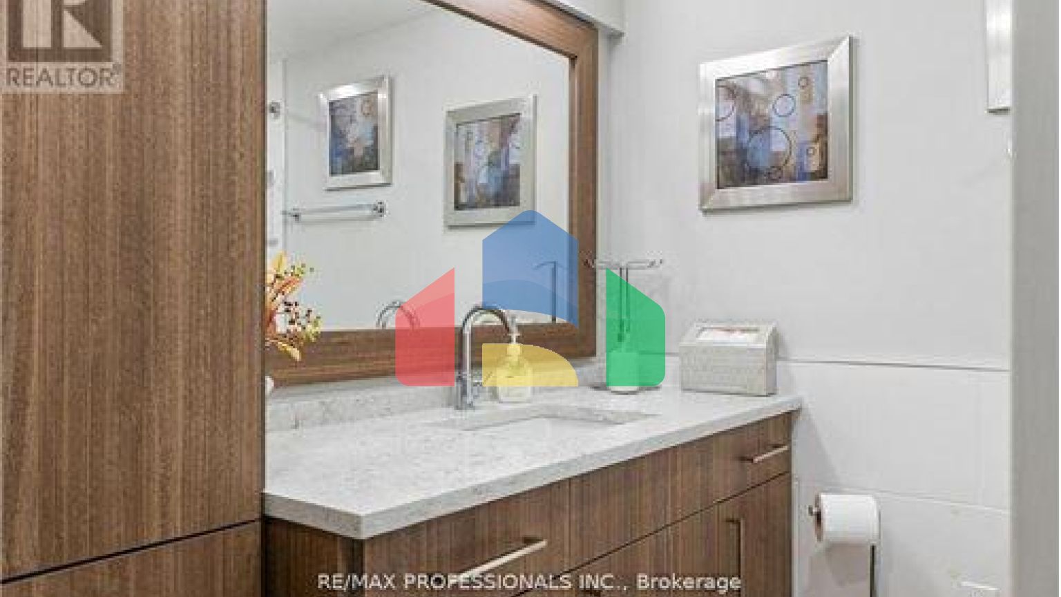 Residential - Condo/Apartment - Toronto, Canada - Canada