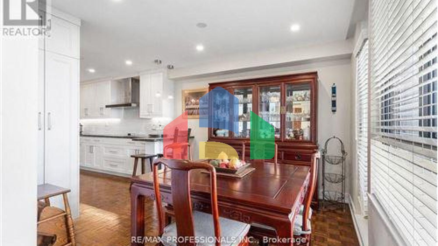 Residential - Condo/Apartment - Toronto, Canada - Canada